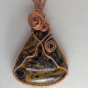 Elegant Copper Wire Wrapped Pendant